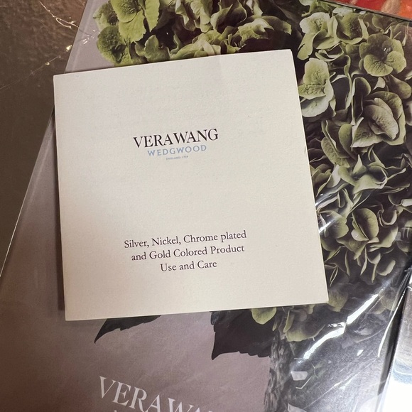 Vera Wang Infinity Photo Frame 🩶 - Picture 6 of 11